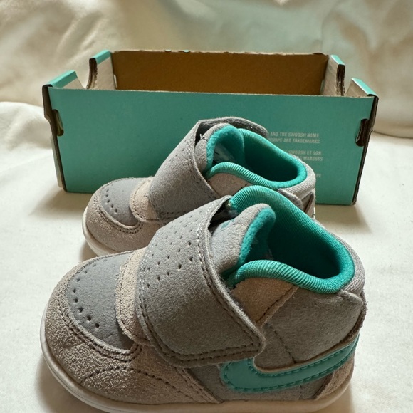 🆕 BABYNIKE MAVRK MID 3 sms - Picture 3 of 5